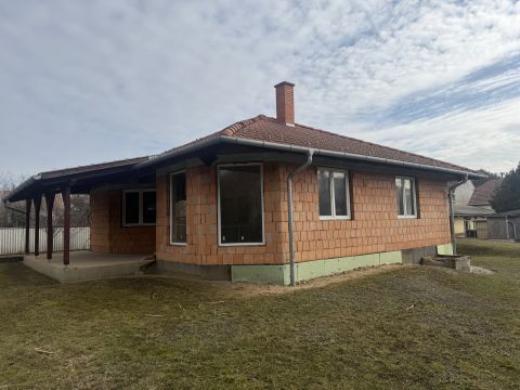 Eladó Ház 2230 Gyömrő Eskü Tér