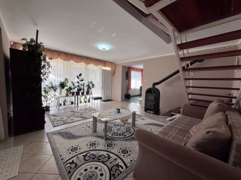 Eladó Ház 5244 Tiszaszőlős 