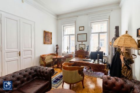 Eladó Lakás 1055 Budapest 5. kerület 2 bejáratos - remek lokáció - kiváló elosztás