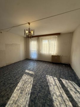 Eladó Lakás 8200 Veszprém Haszkovó utca közelében 