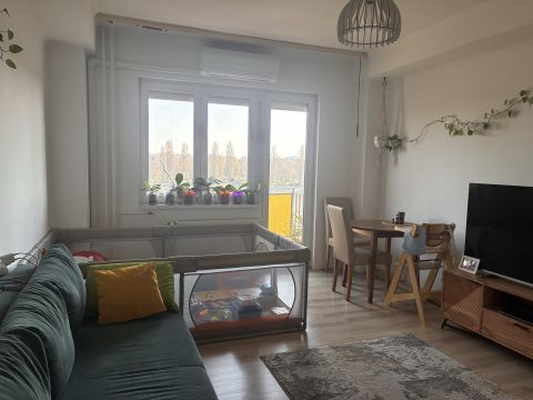 Eladó Lakás 1023 Budapest 2. kerület DUNÁRA TEKINTŐ JÓ ÁLLAPOTÚ ERKÉLYES LAKÁS *2+1-ES *NAPFÉNYES