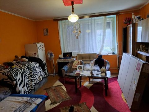 Eladó Ház 6435 Kunbaja Csendes utcában