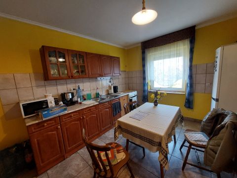 Eladó Ház 6500 Baja , Mathiász utca folytatása