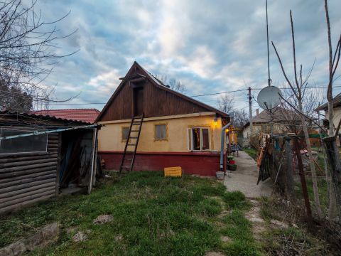 Eladó Ház 2251 Tápiószecső 