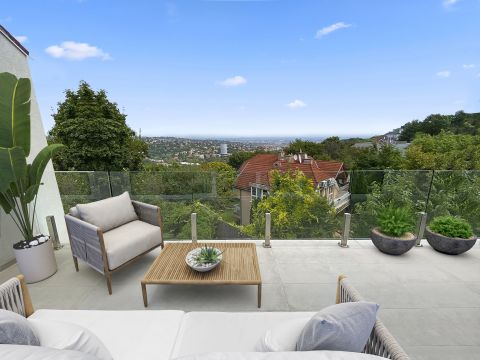 Eladó Lakás 1125 Budapest 12. kerület , Panoráma a városra csendes utcában