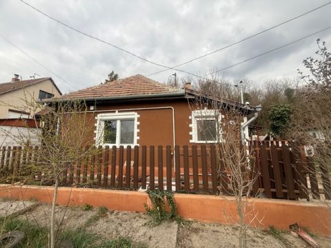 Eladó Ház 2244 Úri 