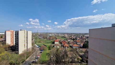 Eladó Lakás 1108 Budapest 10. kerület , Újhegyi lakótelep