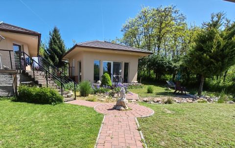 Eladó Ház 2475 Kápolnásnyék , Luxusminőségi családi ház