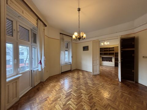 Eladó Lakás 1089 Budapest 8. kerület 