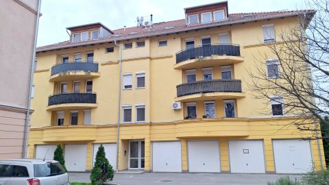 Eladó Lakás 7632 Pécs 