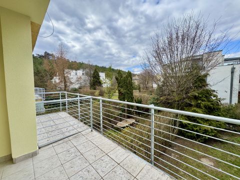 Eladó Ház 2096 Üröm 