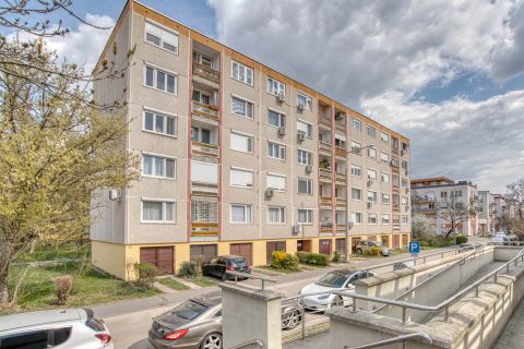 Eladó Lakás 1173 Budapest 17. kerület 