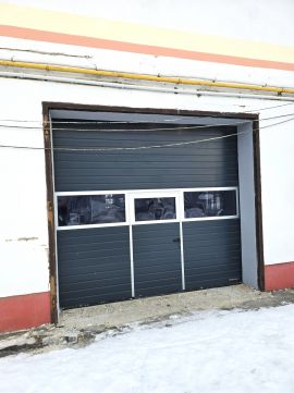 Eladó Üzlethelyiség 7622 Pécs Belvárosban össz.900 nm üzlethelyiségek, irodák és raktárak 