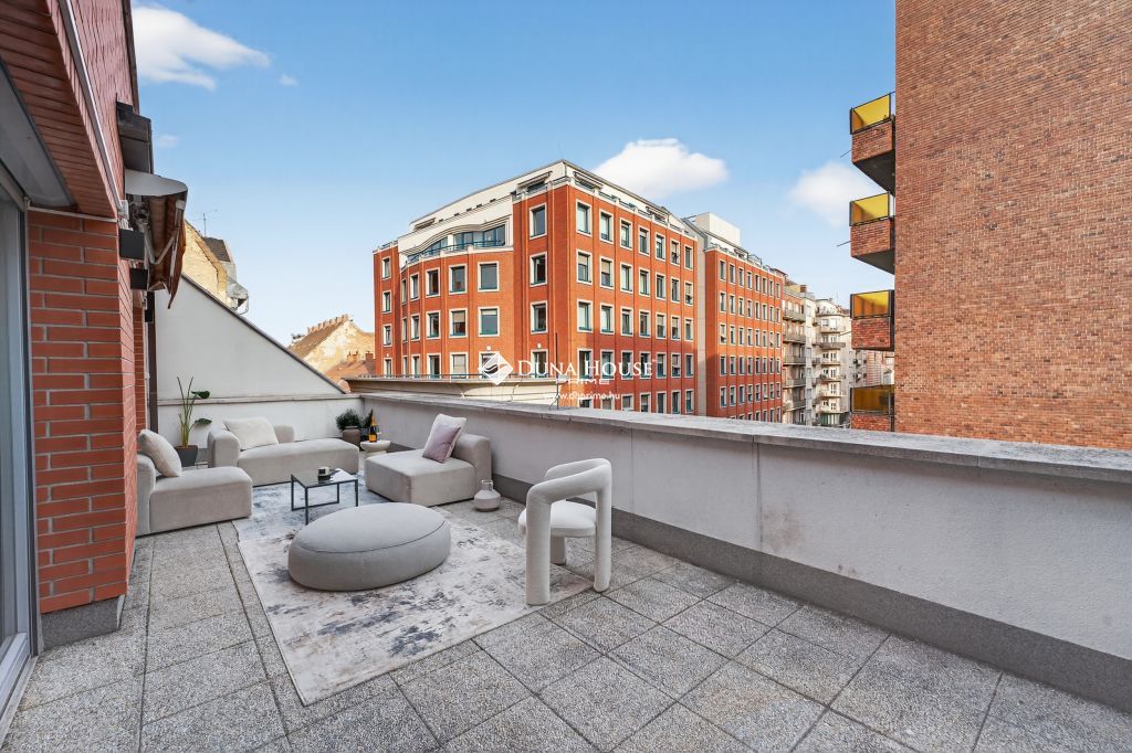 Eladó lakás, Budapest, 6. kerület