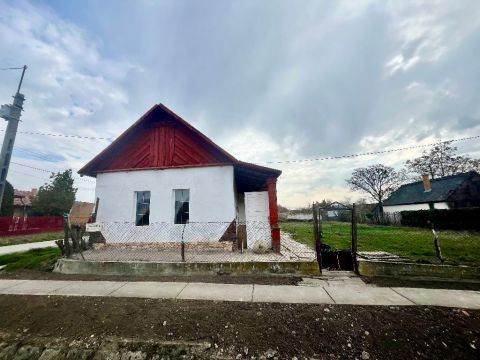 Eladó Ház 5055 Jászladány 5055 Jászladány, csendes