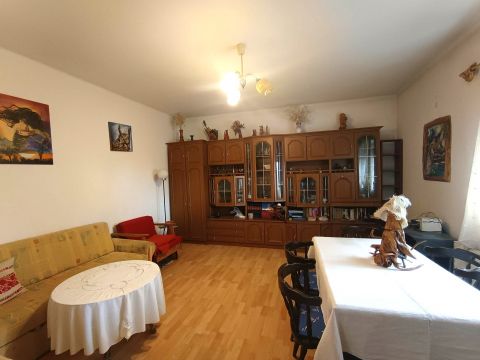 Eladó Ház 2113 Erdőkertes 