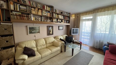 Eladó Lakás 8200 Veszprém 