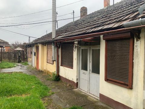 Eladó Lakás 5052 Újszász , 5052 Újszász, csendes