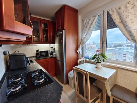 Eladó Lakás 8000 Székesfehérvár 