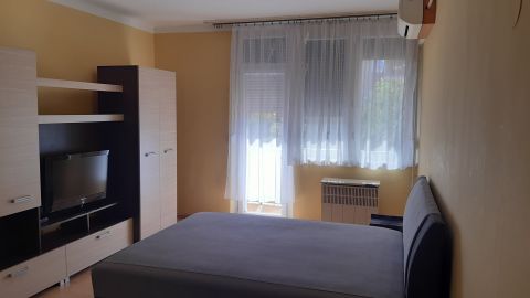 Kiadó Lakás 5100 Jászberény , Piac tér közelében