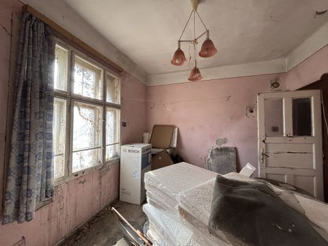 Eladó Lakás 2541 Lábatlan  