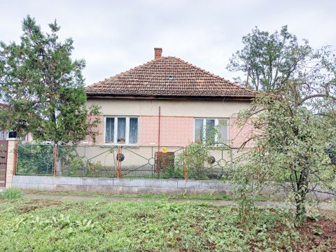 Eladó Ház 4171 Sárrétudvari 