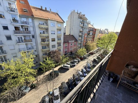 Eladó Lakás 1114 Budapest 11. kerület 