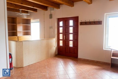 Kiadó Ipari 2030 Érd Központhoz közel