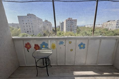 Eladó Lakás 1157 Budapest 15. kerület Napfényes panellakás zöld környezetben, jó elosztással.