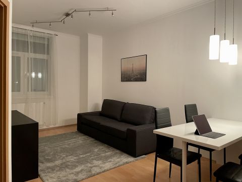 Kiadó Lakás 2060 Bicske Tölgyfa utca