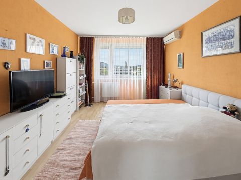 Eladó Lakás 1041 Budapest 4. kerület 