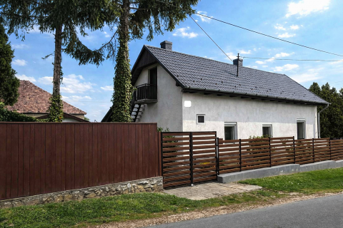 Eladó Ház 8556 Pápateszér Pápateszér, Dózsa Gy. utca