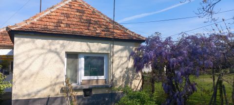 Eladó Ház 8360 Keszthely Keszthely-Kertváros és Cserszegtomaj határán