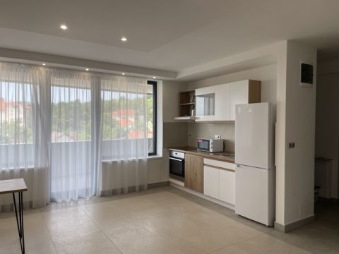 Kiadó Lakás 7624 Pécs Mecsekoldalon 2 háló-nappalis erkélyes új építésű lakás