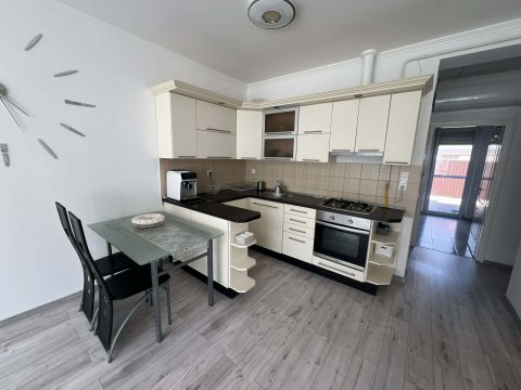 Eladó Ház 5100 Jászberény Szatmári lakópark ,kertváros