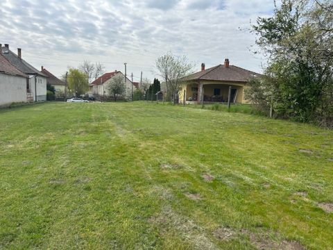 Eladó Telek 8086 Felcsút 