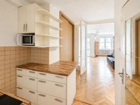 Kiadó Lakás 1071 Budapest 7. kerület , Bajza utca