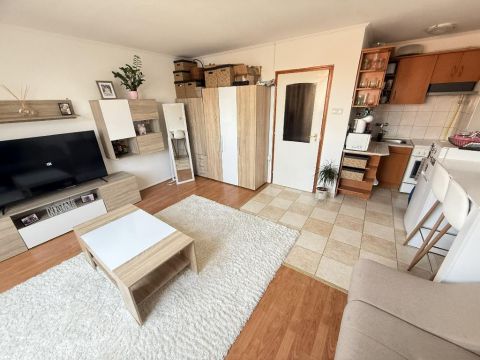 Eladó Lakás 6060 Tiszakécske , 6060 Tiszakécske, Központ