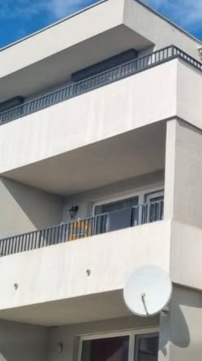 Kiadó Lakás 8220 Balatonalmádi Park utca közelében