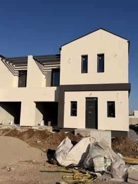 Eladó Ház 1188 Budapest 18. kerület , 18.kerület Almáskertben modern, új építésű házak között