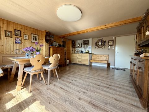 Eladó Ház 8229 Csopak Csopak csendes utcájában.