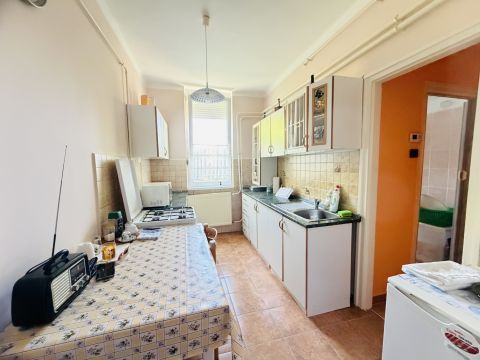 Eladó Lakás 2536 Nyergesújfalu 