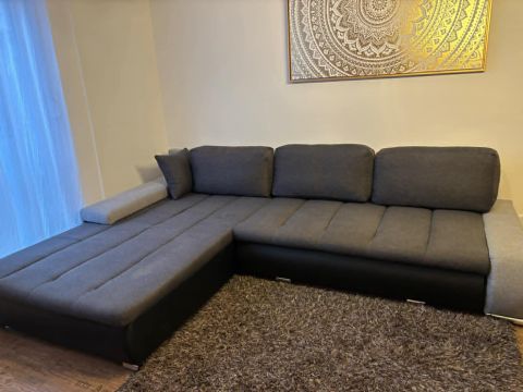 Eladó Lakás 6000 Kecskemét Belváros szélén felújított 1.emeleti lakás