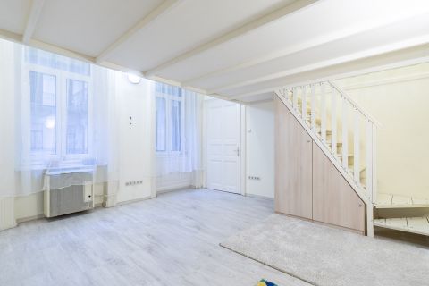 Kiadó Lakás 1073 Budapest 7. kerület 