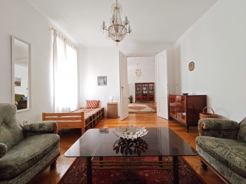 Eladó Lakás 7621 Pécs 'Király utcai polgári otthon'
