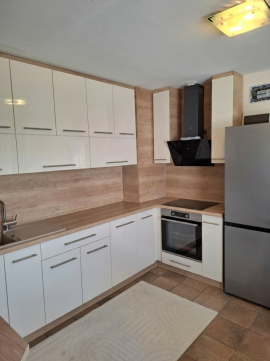 Eladó Lakás 6727 Szeged , Szeged Petőfitelep napfényes lakás 