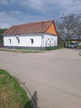 Eladó Ház 5123 Jászárokszállás , Pethes Imre u