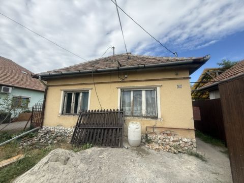 Eladó Ház 2220 Vecsés 