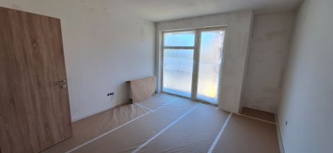 Eladó Lakás 1181 Budapest 18. kerület , Újépítésű erkélyes lakás, tárolóval és saját kocsi beállóval