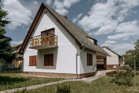 Eladó Ház 8220 Balatonalmádi Zichy Mihály utca közelében